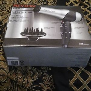 Blow dryer